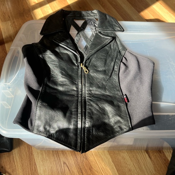 Arlen Mess black Vest - Picture 1 of 3